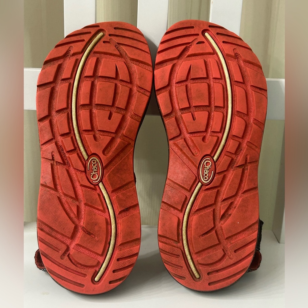 Chaco Women’s Size 7 Strappy Sport Sandals - Picture 5 of 9